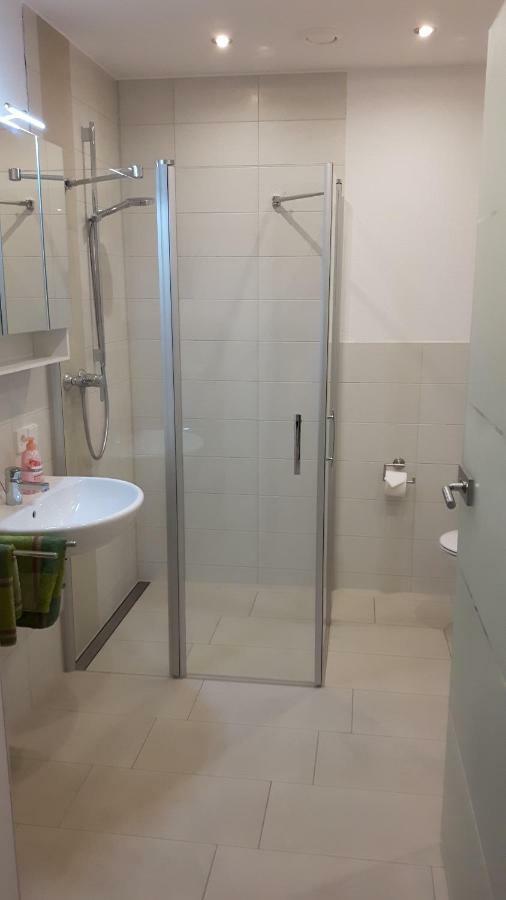 Ferienwohnung "Am Kurpark" In Bad Schussenried Bagian luar foto